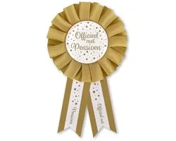 LUQ – Rosette Officieel Pensioen – Goud-Wit – Luxe Party Pin – Retirement Feest Accessoire – Broche – Direct Opspeldbaar