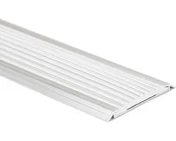 Rubrion | Profilé nez de marche - PVC | Blanc | LxL=1500x42 | Hauteur 3,8mm