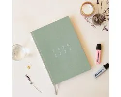 Planjeweek.nl | Academische planner schooljaar 2026 – 2027 - Medium / A5+ - Gedateerde prikkelarme agenda / weekplanner / prikkelplanner / werkplanner - Plan per kwartier - Jaaragenda / jaarplanner - Autisme, ADHD, ADD en burn-out / Prikkelvrij