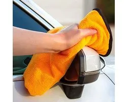 Chiffon en Microfibre de voiture de Premium , respectueux de la peinture, non pelucheux et avec une puissance d'aspiration incroyable pour un nettoyage professionnel de la voiture 60x40