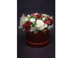 Flower Box Red & White