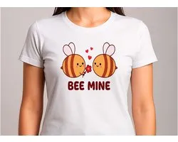 Bee Mine - T Shirt - VintageStyle - RetroStyle - GoodVibesOnly - Gift - Cadeau - Cute - VintageStijl - BlijeVibes - PositieveEnergie