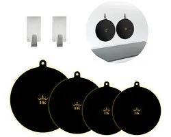 Induction Kings - Premium Inductie Beschermer Matten – 4 Matten + Gratis 2 Luxe Hangers - Zwart - BOOSTER Functie - Anti-Slip - Stijlvol - Inductiekookplaat - Inductie Mat - Kookplaat Beschermer - Anti Slip Mat - Koken - Keuken - BPA Vrij