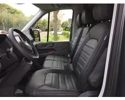 Fit housses (3 places) VW Crafter / MAN TGE 2017-présent (STANDARD SEAT, DOUBLE SOFA WITH SPLIT IN SEAT AND BACK) - Similicuir noir