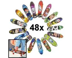 Decopatent 48 STUKS Vinger Skateboard - Fingerboard - Mini Skateboard - Speelgoed Finger Board - Uitdeelcadeaus - Traktatie Uitdeelcadeautjes voor kinderen - Grabbelton - School - Kinderfeestje - Klein Speelgoed Trakteren - Traktaties Cadeautjes