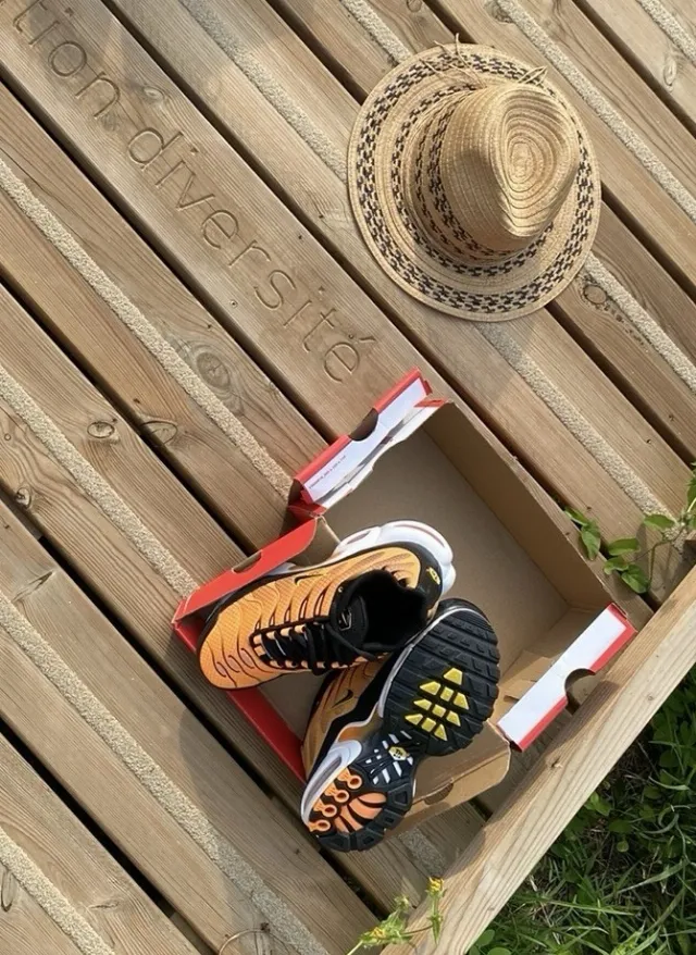 Nike Baskets homme EU 40 orange/noir à lacets athlétisme neuf en boîte