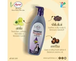 Shampoo met amla, shikakai en reetha, Ayur Herbals
