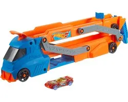 Truck de ville Hot Wheels avec piste de course