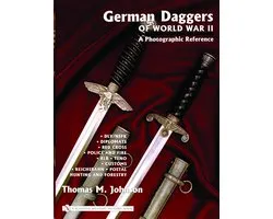 German Daggers Of World War Ii - A Photographic Reference
