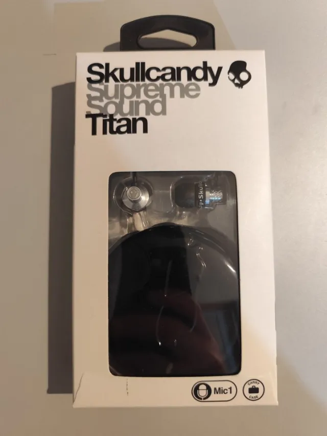 Skullcandy Titan Supreme Sound Headphones Black (RARE & DISCONTINUED) **OFFERS**