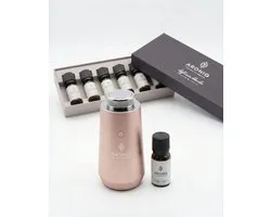 ARONIQ Luxe Aluminium Aroma Difusser + Signature Senses Etherische Olie Set (6x10ml) – Waterloos & Draadloos – Smart App & Ambient Light – Aromatherapie – Combi Deal - GOLD