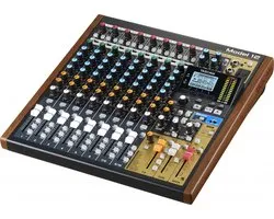 Tascam Model 12 - Digitale studio mixer