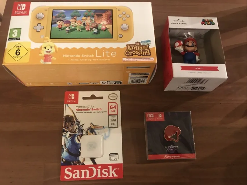 Nintendo Switch Lite Animal Crossing Limited Edition Jaune Yellow - New PAL EUR