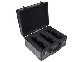 Deckmasters Aluminium Slab Case – Opbergkoffer voor 42 Graded Cards – Geschikt voor PSA, BGS, CGC – Met Cijferslot – Inclusief 100 Sleeves – TCG/Trading Cards Beschermkoffer