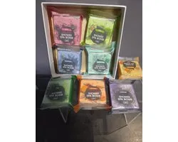 shower spa douche bomb / steamer - aroma douche in geschenk verpakking - 8x 40 gr met etherische oliên - lavendel - sinaasappel - rozen - kamille - denneboom - limoen - eucalyptus - rozemarijn