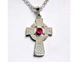 Hetty'S - Designer ontwerp - Keltisch kruis - Met Robijn - echt zilver - compleet met collier
