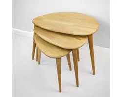 Set de 3 tables gigognes - Design rustique de style Ercol en bois marron châtaignier - Finition transparente - Table d'appoint pour une décoration intérieure moderne