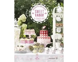 Sweet Table & Candy Bar