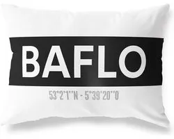 Tuinkussen BAFLO - GRONINGEN met coördinaten - Buitenkussen - Bootkussen - Weerbestendig - Jouw Plaats - Studio216 - Modern - Zwart-Wit - 50x30cm