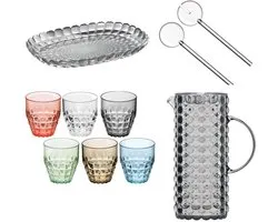 Guzzini Tiffany Tafelset 9-delig – Slabestek, Karaf, 6 Multicolour Glazen & Dienblad – Kunststof, Transparant & Multicolour – Voor Tafel, Terras & Buiten – Vaatwasserbestendig & BPA-vrij – Made in Italy