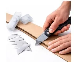 Cutter pliant – Couteau utilitaire – Couteau avec 10 lames de rechange – Changement rapide de lame – Poignée ergonomique – ABS & Inox – Noir