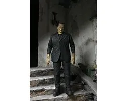 Ultimate Frankenstein Monster Figuur 18 cm - 90-jubileum Horror Collectie