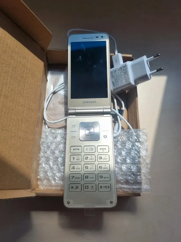 Samsung Galaxy Folder 2 (Model: SM-G1600) chinese variant