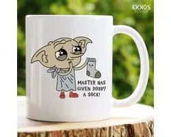 Master has given dobby a sock mok - Harry potter - Moederdag cadeautje - Hogwarts Legacy - Verjaardag cadeau vrouw - Cadeau voor man - Cadeau voor vrouw - Mok met tekst - Mokken - Best Cadeautjes - Koffie mok