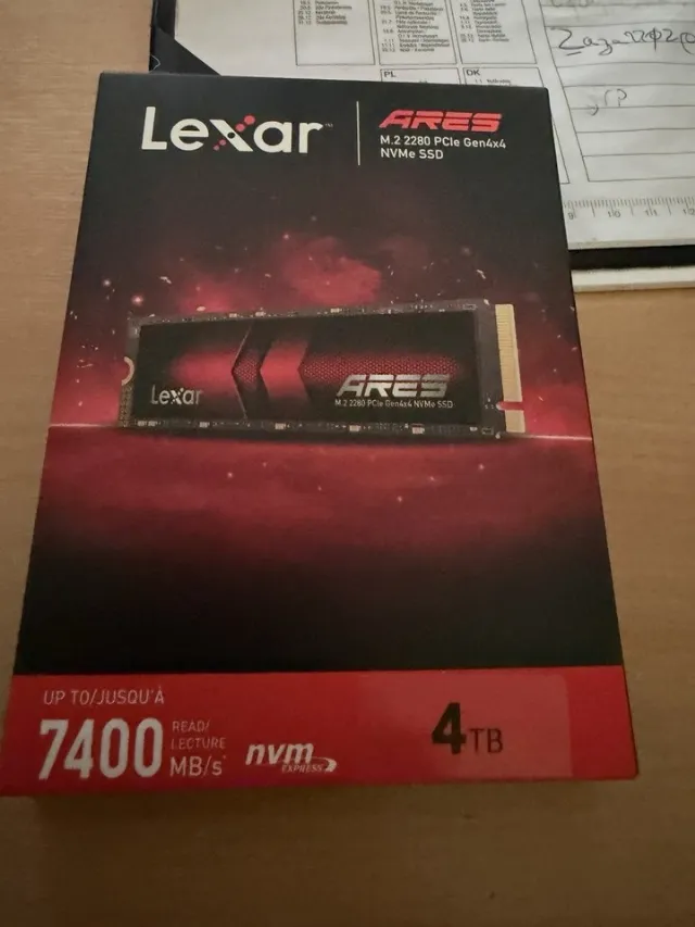 Lexar ARES SSD interne 4 To M.2 2280 NVMe PCIe Gen4x4 7400MB/s DRAM