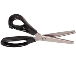 Knurled Scalloped Edge Carving Scissors, Stainless Steel Dressmaking Scissors, Zig-Zag Cut Scissors, Fabric Decorate Craft Scissors with Comfort Grip Handle Sewing Supplies (Calloped 5mm)