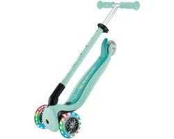 Meegroeistep - Globber Go up Active Lights Mint - munt - lichtgevende wielen - met duwstang - in hoogte verstelbaar - vanaf 15 maanden tot 9 jaar