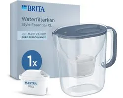 BRITA Waterfilterkan Style Essential XL - 3,6L - Blauw - incl. 1x MAXTRA PRO Pure Performance - grote filterkan met Smart Light LED & klapdeksel, filtert verontreinigingen & meer