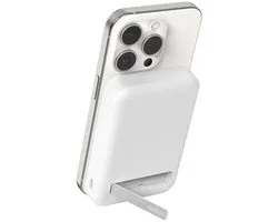 Banque d'alimentation sans fil BoostCharge Pro de Belkin, 8 000 mAh, avec Qi2, compatible MagSafe, support rabattable - Wit