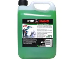 ProNano | Pro Nano Agri Snow Foam 5L | Tractor Shampoo | is een uiterst effectief product ontwikkeld voor het contactloos en traditioneel reinigen van landbouwvoertuigen zoals tractoren, vrachtwagens, landbouwmachines en werktuigen.