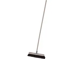 Brumag Straatbezem Tilemaster voor buiten terras tegels en klinkers - Harde bezemkop 40 cm breed - Houten steel van 139 cm