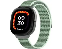 By Qubix - Compatible Fitbit bandje - Geschikt voor fitbit Ace LTE - Nylon loop band met klittenbandsluiting - Groen