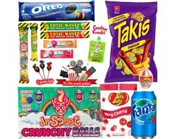 Snackbox 11 Delig 'The Movienight' - Met Gratis Lolly - Amerikaans Snoep - Snoep box - American Candy - snoep pakket - Snacks - Usa snoep - Amerikaans snoep box - Amerikaanse snacks - Cheetos - moviebox - Movie night - Sinterklaas en kerst cadeau