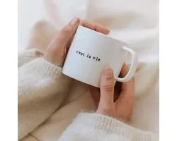 Koffiemok - Koffietas met tekst c'est la vie - Geschenk idee