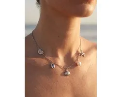 Lundholm Solveig Ketting Dames Zilverkleurig - Beach Vibes Bedelketting - Premium Stainless Steel Jewellery - Schelp Zeester Madeliefje Bedels - Vrouwen Cadeautjes Cadeau voor Haar Vakantie Zomer sieraden - my Scandinavisch Design