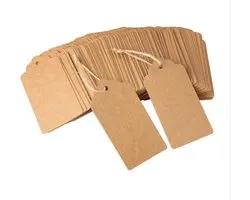 Étiquettes marron - 9 x 4,5 cm. - 100 pièces - karton solide - avec trou pré-percé - étiquettes de prix - étiquettes cadeaux - magasins