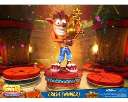 Crash Bandicoot: Crash Team Racing Nitro Fueled - Crash Winner Statue