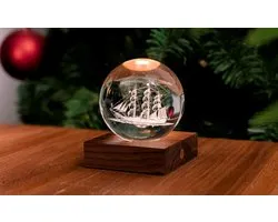 Gingko - Amber Crystal Ball Night Light - Sailing Boat - Zeilboot