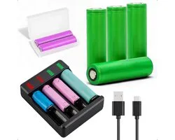 Tech Essentials® Chargeur de Batteries 4 Slots USB-C avec 4x Batteries Rechargeables 18650 - 2600mAh 3.6V - 10440/18650 - Li-ion - Flat Top - Support - Accu - Lithium