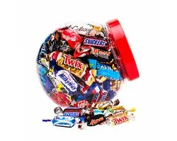 Mars Celebrations mega chocolademix - Twix, Bounty, Snickers, Mars, Malteser, Galaxy & MilkyWay - 600g