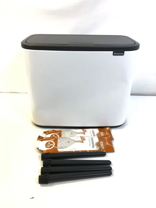 Brabantia Bo Touch Bin 3x11L, Weiß, Soft-Touch, Abfalltrennung, 54x32x68cm
