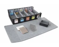 DeckMasters XL Deck Box voor Toploaders – 800+ Toploaders - kaart opslag – 5 Rijen met Vensters – Pokémon, MTG, Yu-Gi-Oh! Verzamelbox – Grijs Suède