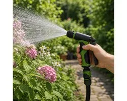 KINZO Verstelbare Sproeipistool Set 4-delig – Adjustable Spray Gun Set – Van Harde Straal tot Fijne Nevel – Inclusief 1/2” Koppelingen & Adapter – Voor Tuinslang – Ideaal voor Tuin Bewateren, Schoonmaak en Auto Wassen – Groen/Zwart