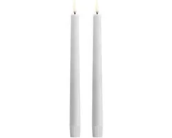 UYUNI TAPER Bougie de dîner LED, lot de 2 de Uyuni Lighting – élégance et technologie LED durable pour un éclairage d'ambiance