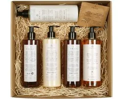 Prija Cadeauset: Zeep, hydraterende crème, shampoo/douchegel, shampoo, conditioner 5x380ml + Handcrème 4ml