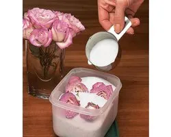 Fijne silica gel korrels 0,2-0,8mm voor het drogen van bloemen.